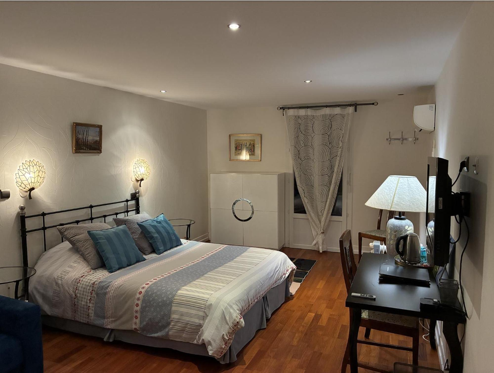 Villa Atmosphere Petit Dejeuner Compris Гренобъл Екстериор снимка